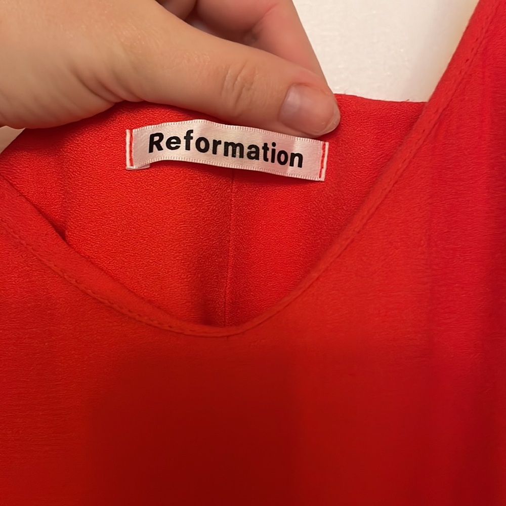 Reformation “Crimini” dress in solid red/orange - Picture 5 of 7